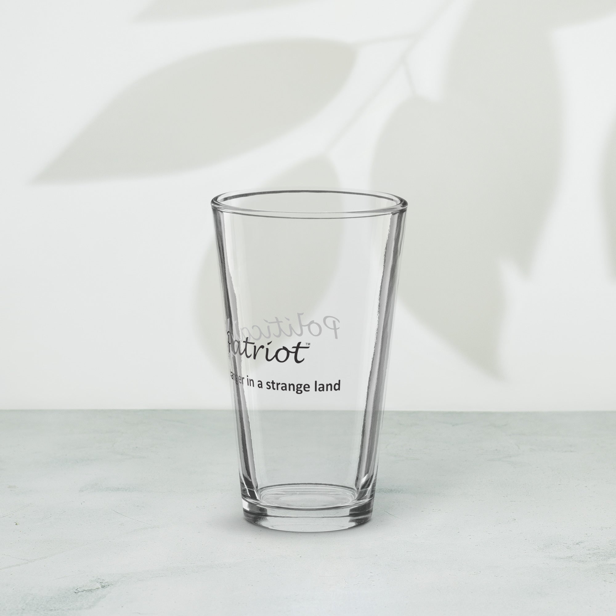 Shaker pint glass
